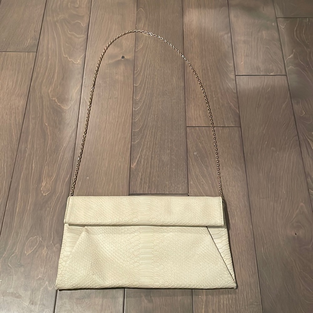 Urban Expressions Emilia Textured Clutch